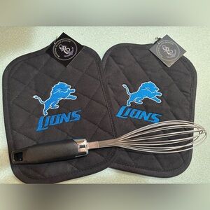 Lions Hot pad Lot Of 2